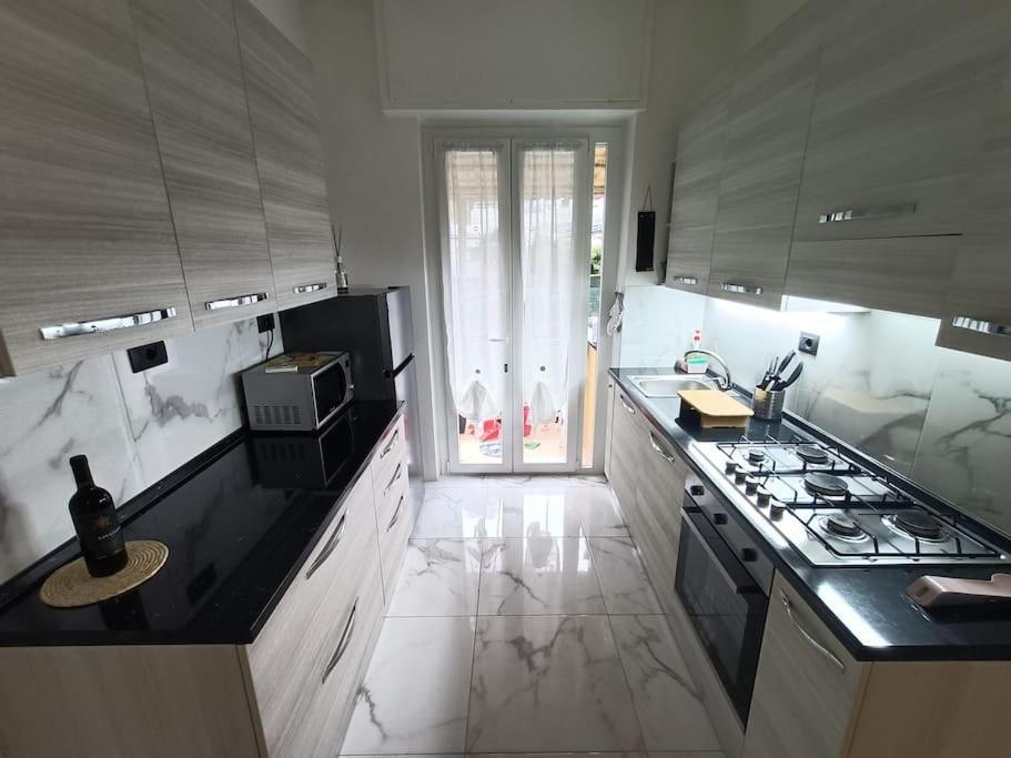 La Casa Di Lila - Appartamento Con Ingresso Indipendente E Spazio Esterno 拉帕洛 外观 照片